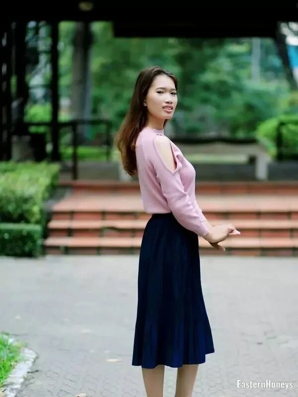 Linda Profile image 4