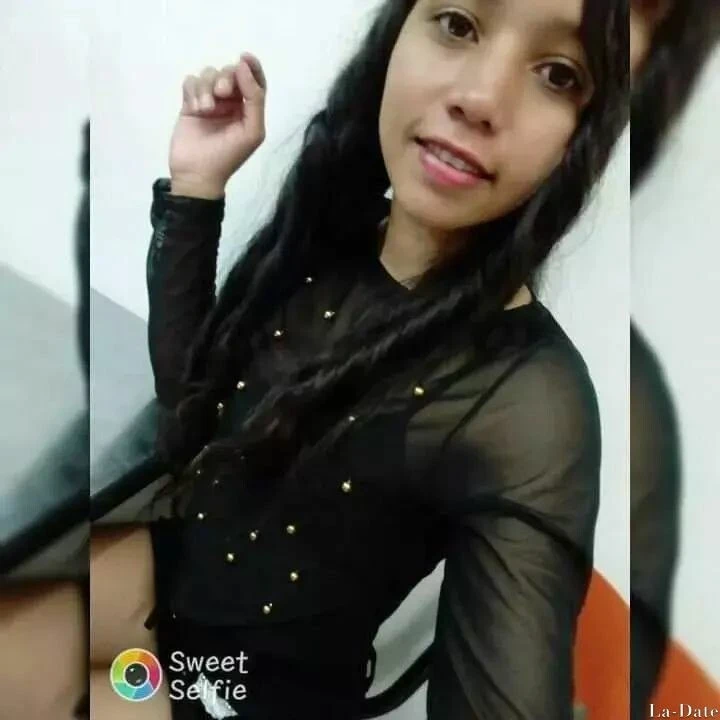 Omaira Profile image 1