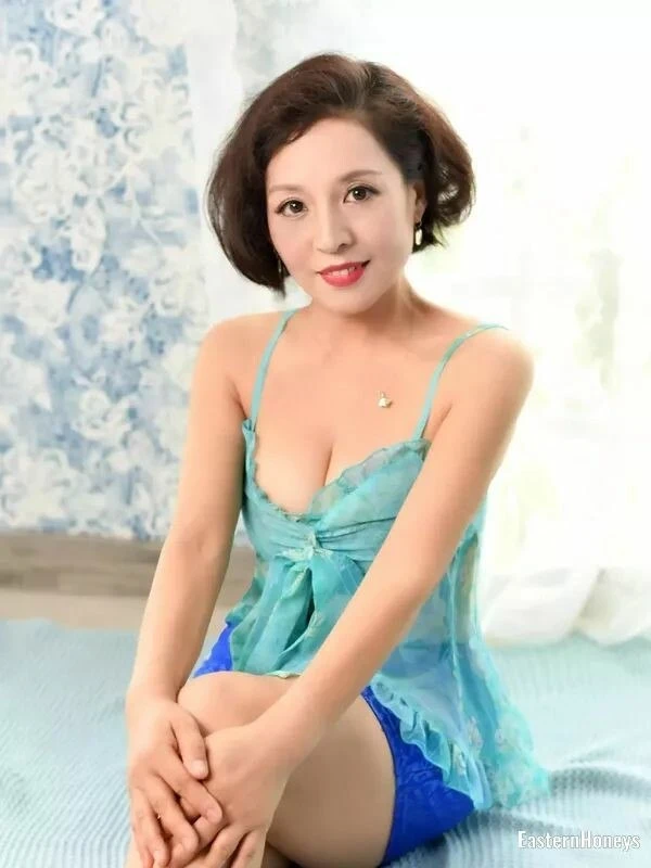 Su Profile image 3