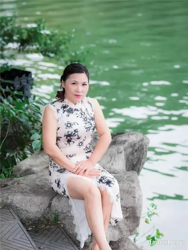 Xianghan Profile image 2